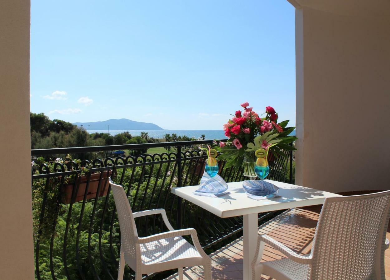 Parco Dei Principi Hotel Paestum Exterior photo