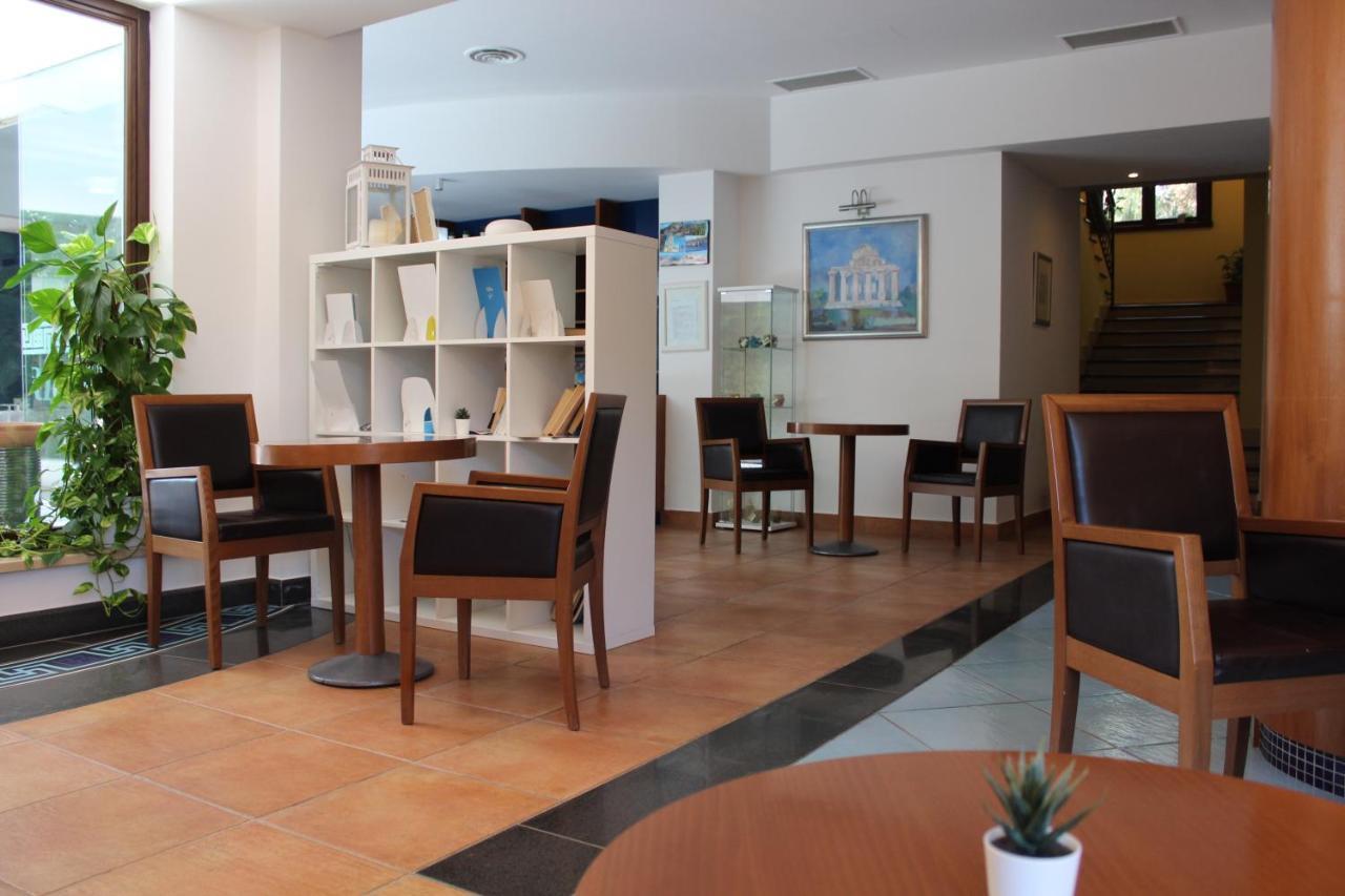 Parco Dei Principi Hotel Paestum Exterior photo